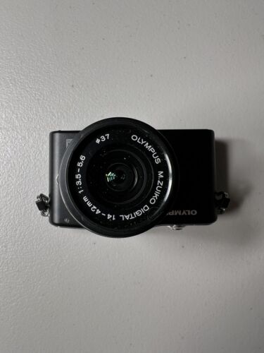 Olympus PEN E-PM1 12.3MP Digital Camera - Black (Kit w/ II R 14-42mm Lens)