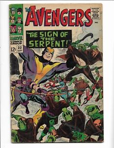 AVENGERS 32 - VG 4.0 - SONS OF THE SERPENT - CAPTAIN AMERICA - GOLIATH (1966)