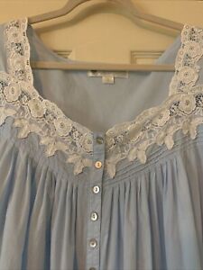 Eileen West Queen Anne’s Lace Long Nightgown 2X Blue Couture Button