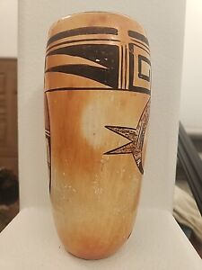 Antique Large c.1920s Hopi Tall Polychrome Pottery Vase 8