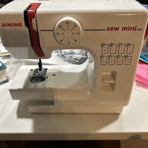 Janome Sew Mini Model 525 Electric Sewing Machine Small Compact, Tested- Works!