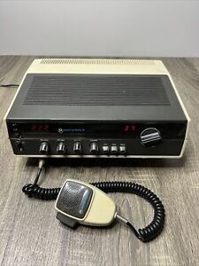 Motorola CB Radio Base Station T4025A CB1136 With Original Mic Vintage Tested!