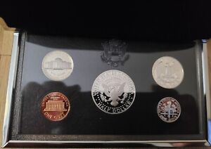 1995-S  United States Mint Premier Silver Proof Set
