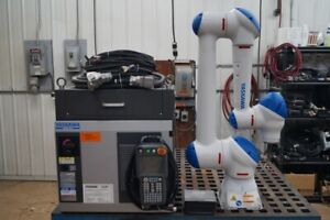 2018 Yaskawa Motoman HC10 Collaborative Robot w/ YRC1000 Only 2 Hrs w/ Warranty