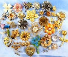 Vintage Jewelry Lot 32 Piece Flower Lot Enamel Rhinestones Cabochons ALL FLOWERS