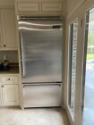 Viking built in refrigerator/freezer. Unit has been uninstalled and ready to pu
