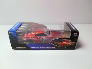 New ListingGREENLIGHT AUTOFEST RED 1969 FORD BOSS 302 MUSTANG GREEN MACHINE HOLIDAY CAR