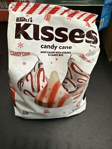 HERSHEY'S, KISSES, Candy Cane, Mint, Candy with Candy Bits, 30.1 oz BAG BB 10/24