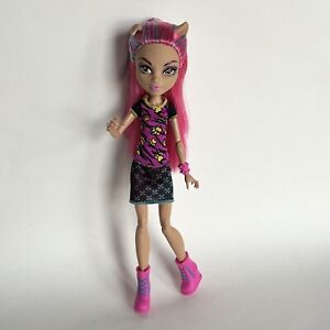 Monster High Creepateria Howlers Wolf Doll