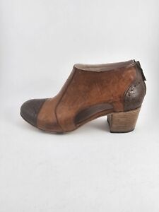 Italian Leather Handmade Ankle Boots Booties peek sides-by Corvari - RARE