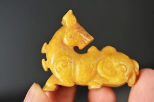 New ListingDelicate China Old Jade Carved *Beast* Pendant/Statue B64