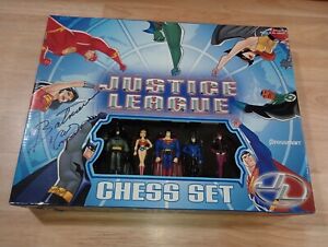 Complete Justice League Chess Set Pressman Superman Batman Wonder Woman