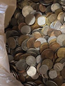 Over 1 POUND WORLD INTERNATIONAL FOREIGN COINS BULK LOT Good to Uncirculated Mix