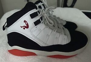 Shaq  Athletic Basketball Shoes Boy’s Size 6 Youth  White Black Red Logo