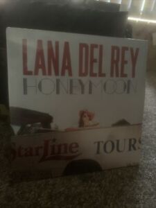 Lana Del Rey ‎– Honeymoon (2-LP) 180g Red Translucent Vinyl w/ 16-page booklet