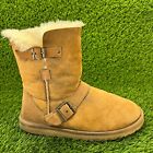UGG Short Dylyn Womens Size 9 Brown Classic Outdoor Sheepskin Boots 1001202