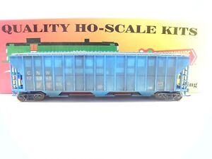 ROUNDHIUSE 50' FMC COVERED 3 BAY HOPPER- CNW #178948 -WEATHERED-HO SCALE-USED