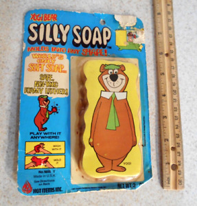 Vintage 1970’s YOGI BEAR Silly Soap on card Hanna Barbera Hot Items
