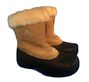 Women's Ozark Trails Winter Boots Faux Fur Fashion Booties, Size 9 #250013734
