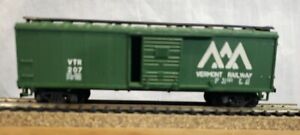 HO Scale, ROCO, Vermont Railway, VTR 207, 40' Box Car, Horn Hook Couplers