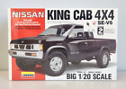 Lindberg Nissan King Cab 4X4 SE-V6 1/20 Plastic Truck Model Kit 72507 New Sealed