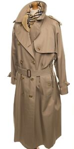 Burberry Trench Coat- Vintage Women’s- Nova Check- Removable Wool Lining.