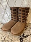 Women's UGG Classic Short II UGG Graphic Boots- Chestnut- size 6- #1138175