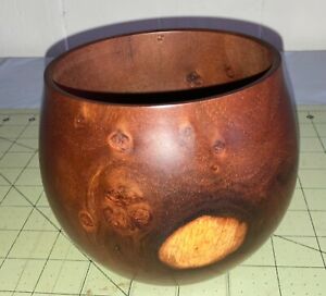 Hawaiian Milo Wood Calabash/Bowl~Local Artist~Gallery & Collector Quality~(#b7)