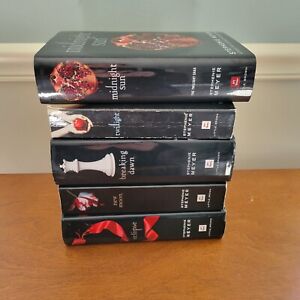TWILIGHT Series Books Stephenie Meyer Vampire Lot 5 Eclipse New Moon &