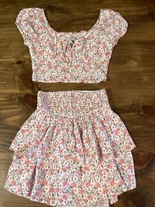 Hollister Ultra High Rise Skirt and Crop Top Set White Pink Flowers Size XS/S
