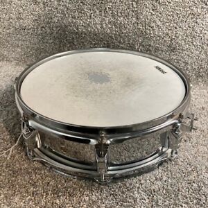 YAMAHA 13” X 5” SILVER  SNARE DRUM with soft carrying case