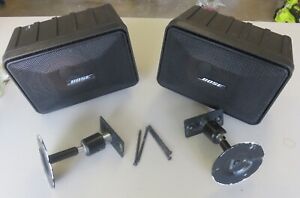 Set of 2 Black Bose 101 Indoor / Outdoor Speakers & Mounting Brackets