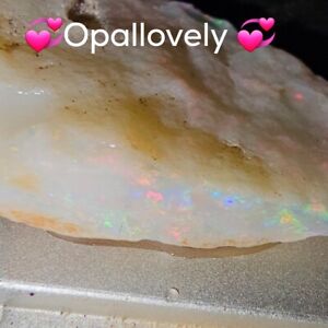 #6831#Coober Pedy opal rough 34cts