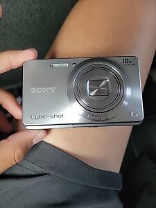 Sony Cyber-Shot DSC-W690 Digital Camera 16mp Silver  PARTS or REPAIR READ Desc