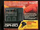 ROLAND GR- 20 GUITAR SYNTHESIZER NEW