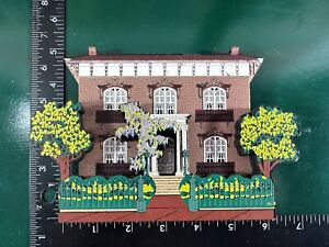Collectible Shelia s Houses Shelf Sitter Vintage Mercer House 2006