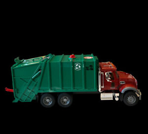 Bruder Mack Recycling Garbage Rear Loading Granite X2 Truck Trash Green Red