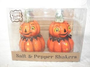 Johanna Parker Halloween Salt and Pepper Shakers Pumpkin Jack O Lantern Retro