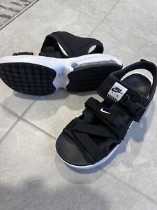 Nike Sandals Mens Sz 10 Black White Nike Canyon Adjustable Strap Sport Outdoors