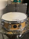 New ListingDW Maple Snare 10 Ply 14 X 4.5  Beautiful Condition With DW Trick Throw