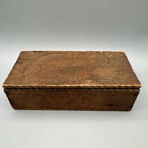 Vintage Hand Carved Wood Trinket Box Decorated With Pine Needle &cones