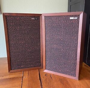 Sweet 1973 Classic Pair (2) UTAH 2-way Wood Bookshelf Speakers