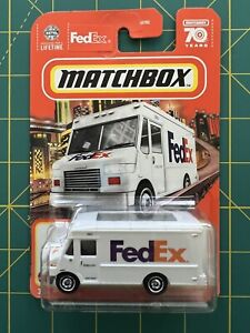 2023 MATCHBOX FEDEX EXPRESS DELIVERY CARGO TRUCK MBX METRO 56/100