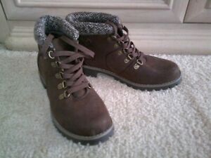 Sonoma Boots Women size 9.5  winter boots