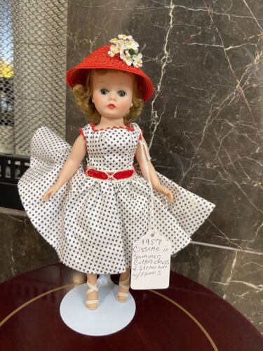 New ListingBEAUTIFUL!  VINTAGE- MME, CISSETTE  DOLL  WITH ALL ORIGINAL-TAGGED OUTFIT!