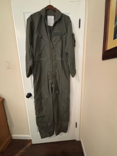 Flight Suit 44 L Coveralls Flyers Green CWU 27/P US Military Overalls