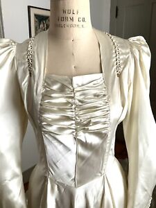 Vintage 1940s Summer Weight Satin Wedding dress With Long Train