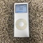 FOR PARTS READ! Apple iPod Nano (2nd Generation) Silver 2GB A1199