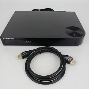 Samsung  Blu-Ray Disc DVD Player Solid Black HDMI Cord 1080p Model F-5700