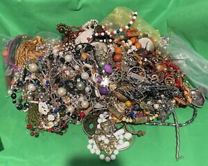 10 LBS SCRAP Broken Junk Jewelry Lot Craft Harvest Repurpose salvage VTG-Now #3